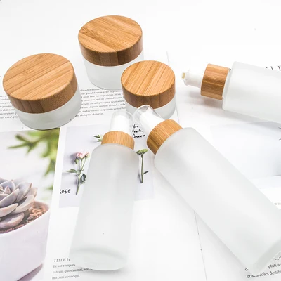 ขาย ผลิตภัณฑ์ดูแลผิวการพิมพ์หร - Luxury Skincare Essential บทวิจารณ์และราคา